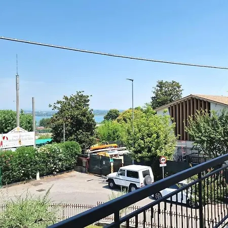 S.benedetto Terrace פסקיארה דל גארדה